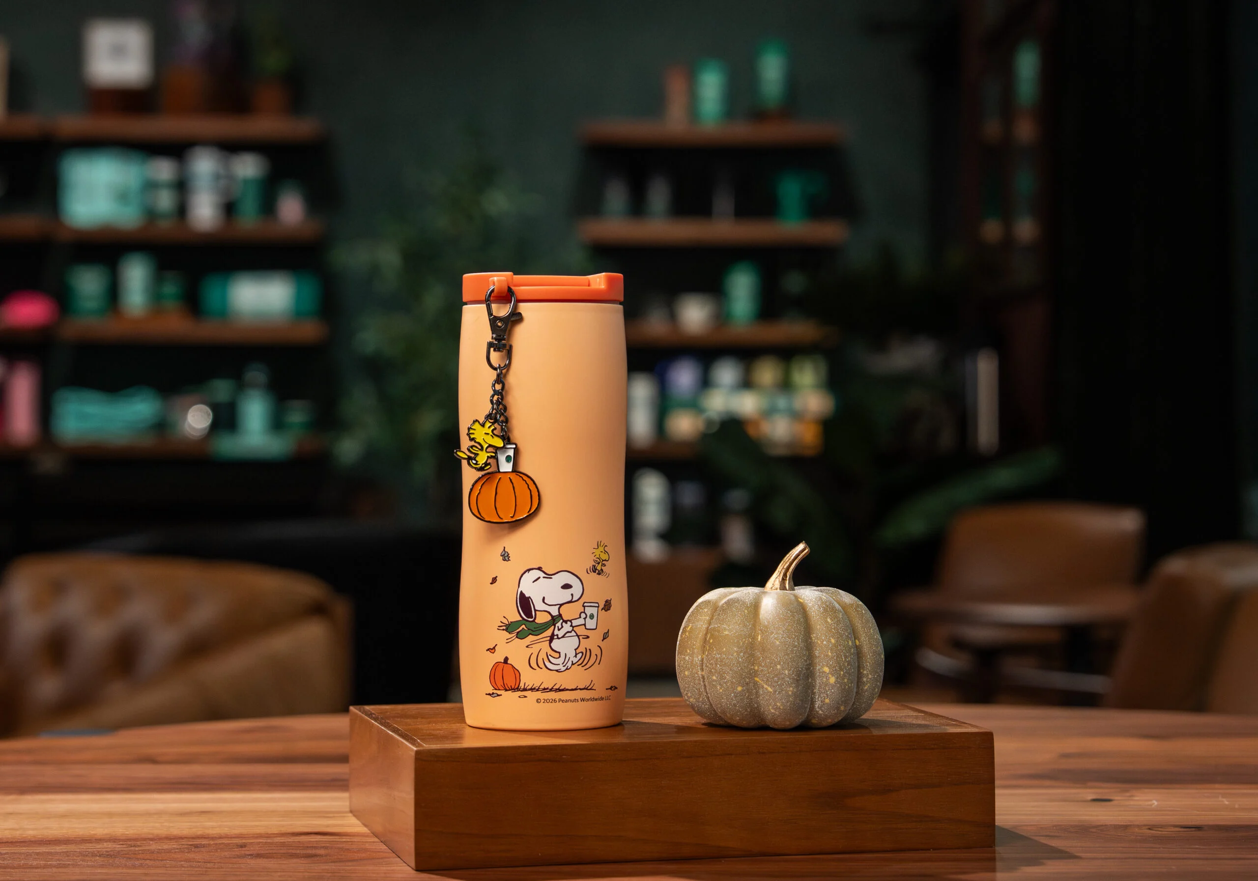 亚太 Peanuts 秋季联名：9 月 15 日起推出十款收藏品 · 官网配图 7