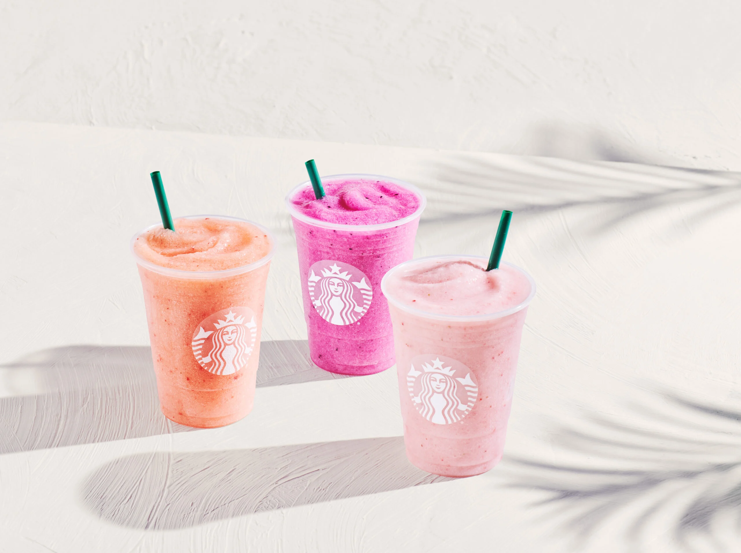 Energy Refreshers 新增冰沙口感与百香果番石榴风味 · 官网配图 4