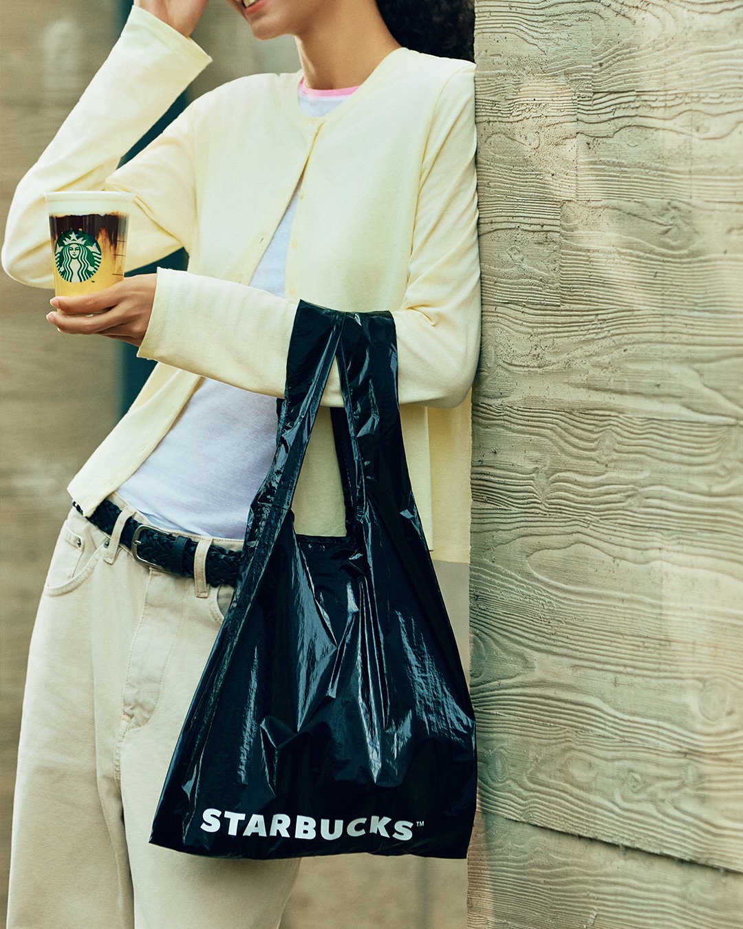 韩国 Glazed Bag 折叠包：指定饮品加购 9,500 韩元，第 1 张