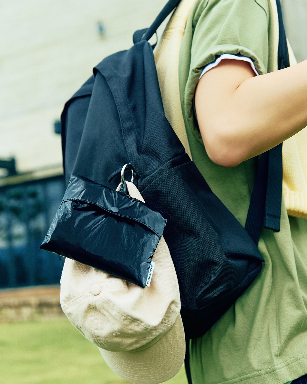 韩国 Glazed Bag 折叠包：指定饮品加购 9,500 韩元，第 2 张