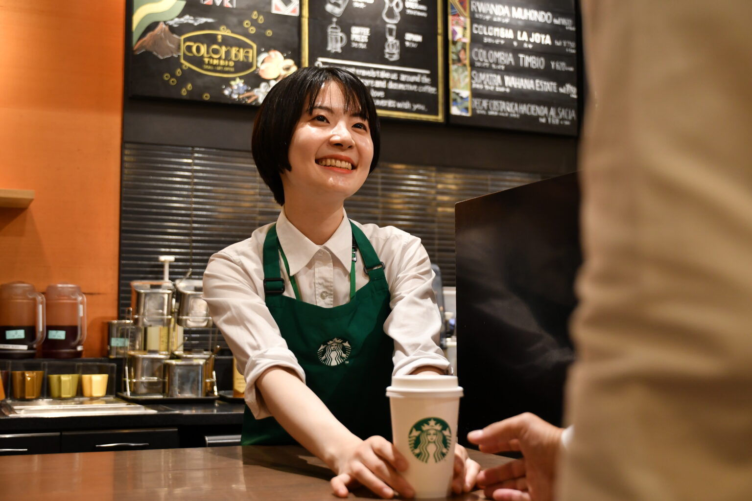 从苏门答腊到杯中②：筛选、运输与烘焙的接力 · 官网配图 7