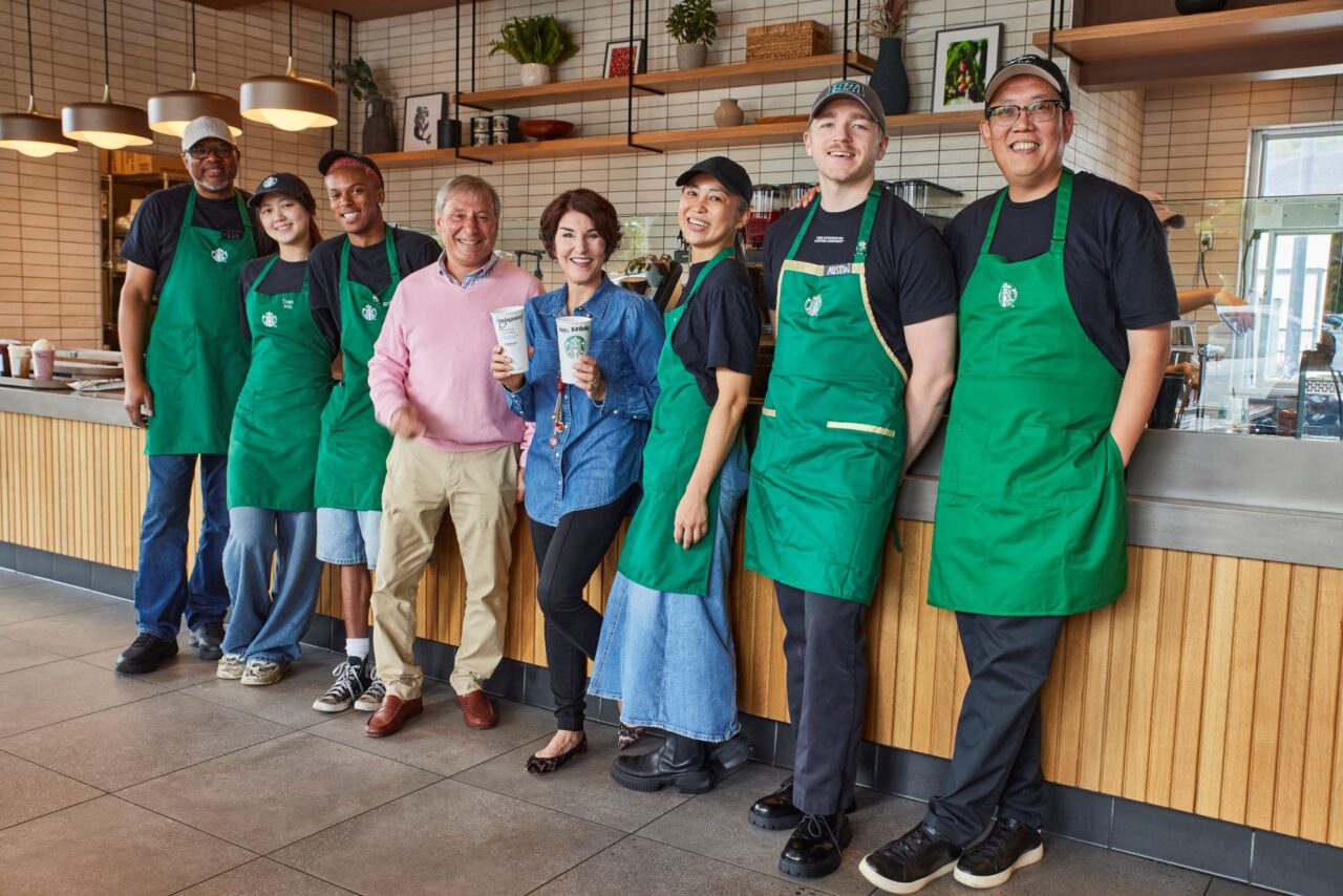 从一次顾客连接看 Starbucks 的服务转型 · 官网配图 15